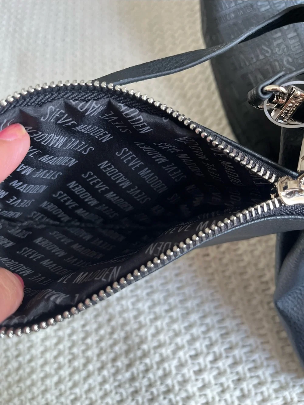 NWT Steve Madden Black Embossed Tote with Makeup bag & Coin Purse Travel Vacay